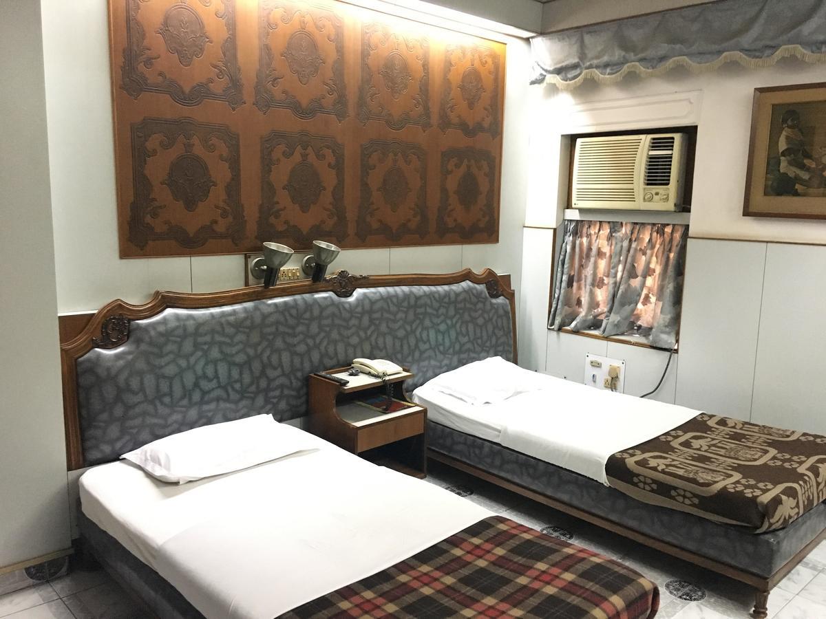Nalanda Hotel Джамшедпур Экстерьер фото